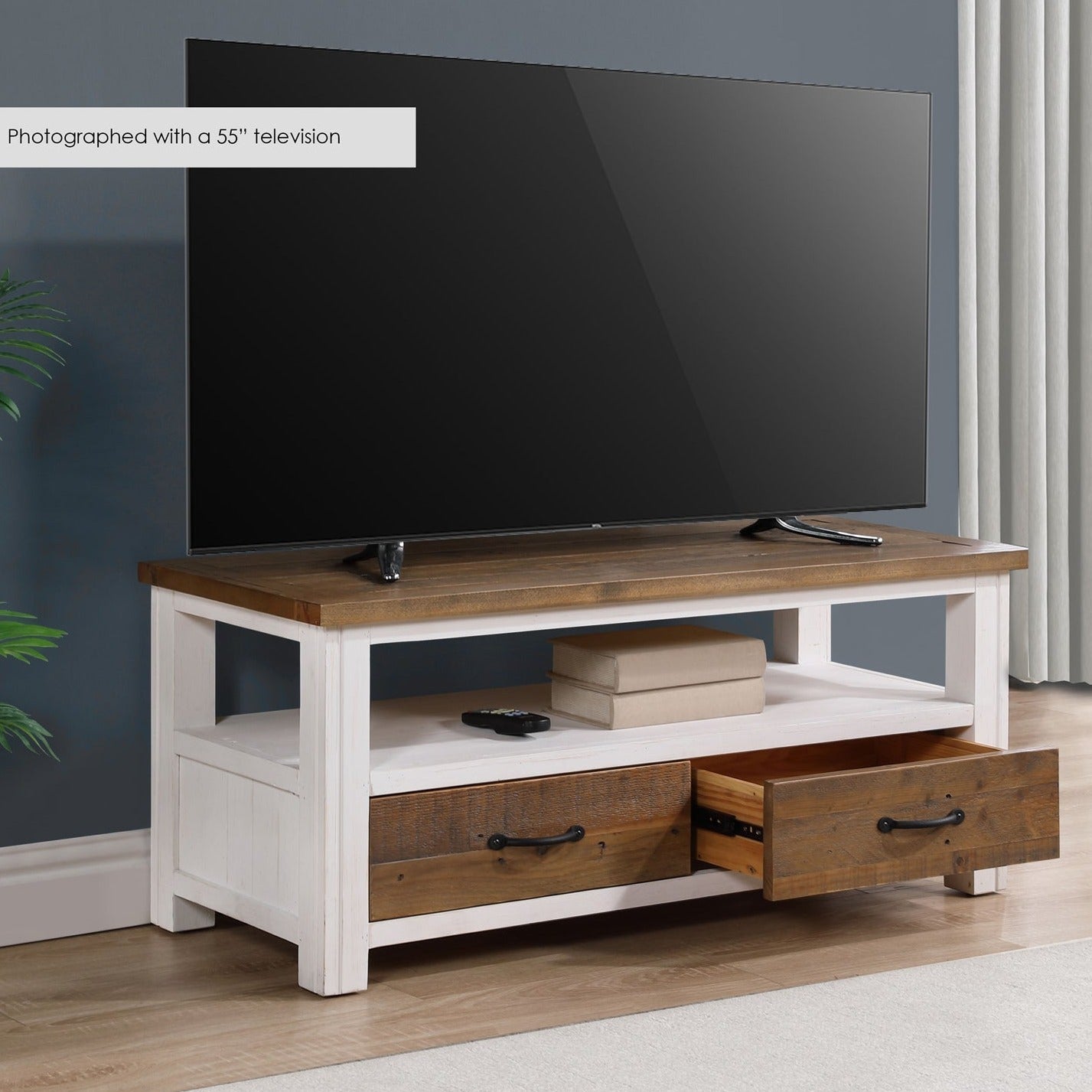 Splash of White Widescreen Television cabinet - Duck Barn Interiors