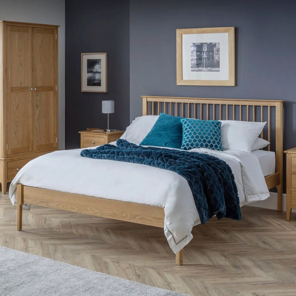Cotswold Oak Bed - (2 Sizes)2 - Duck Barn Interiors