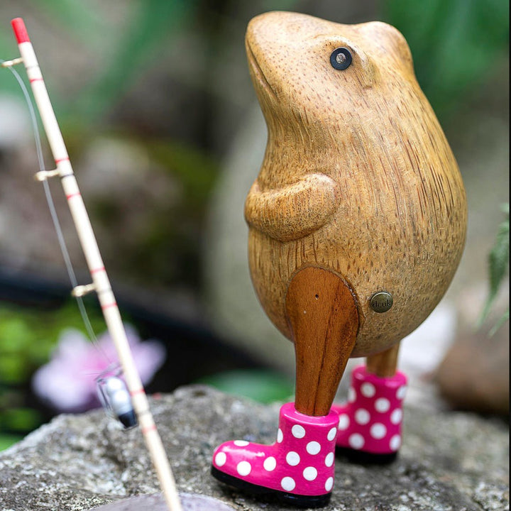 Wooden Frog with Spotty Welly Boots - Pink & White3 - Duck Barn Interiors