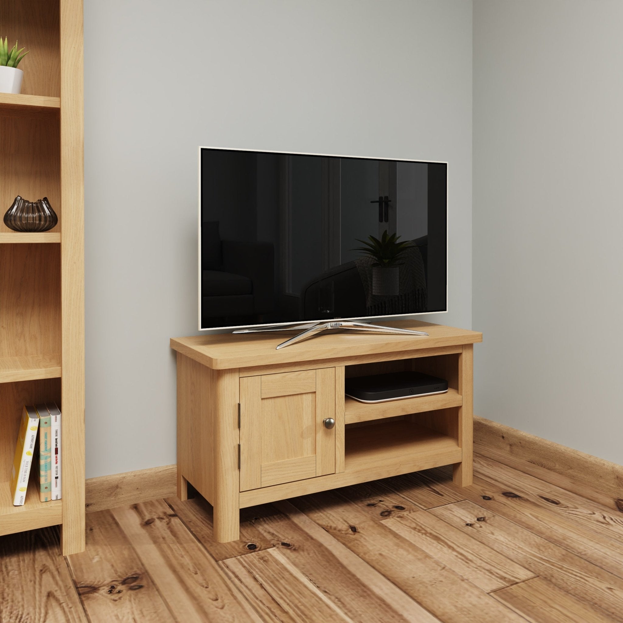 Loxwood Oak TV Cabinet - Duck Barn Interiors