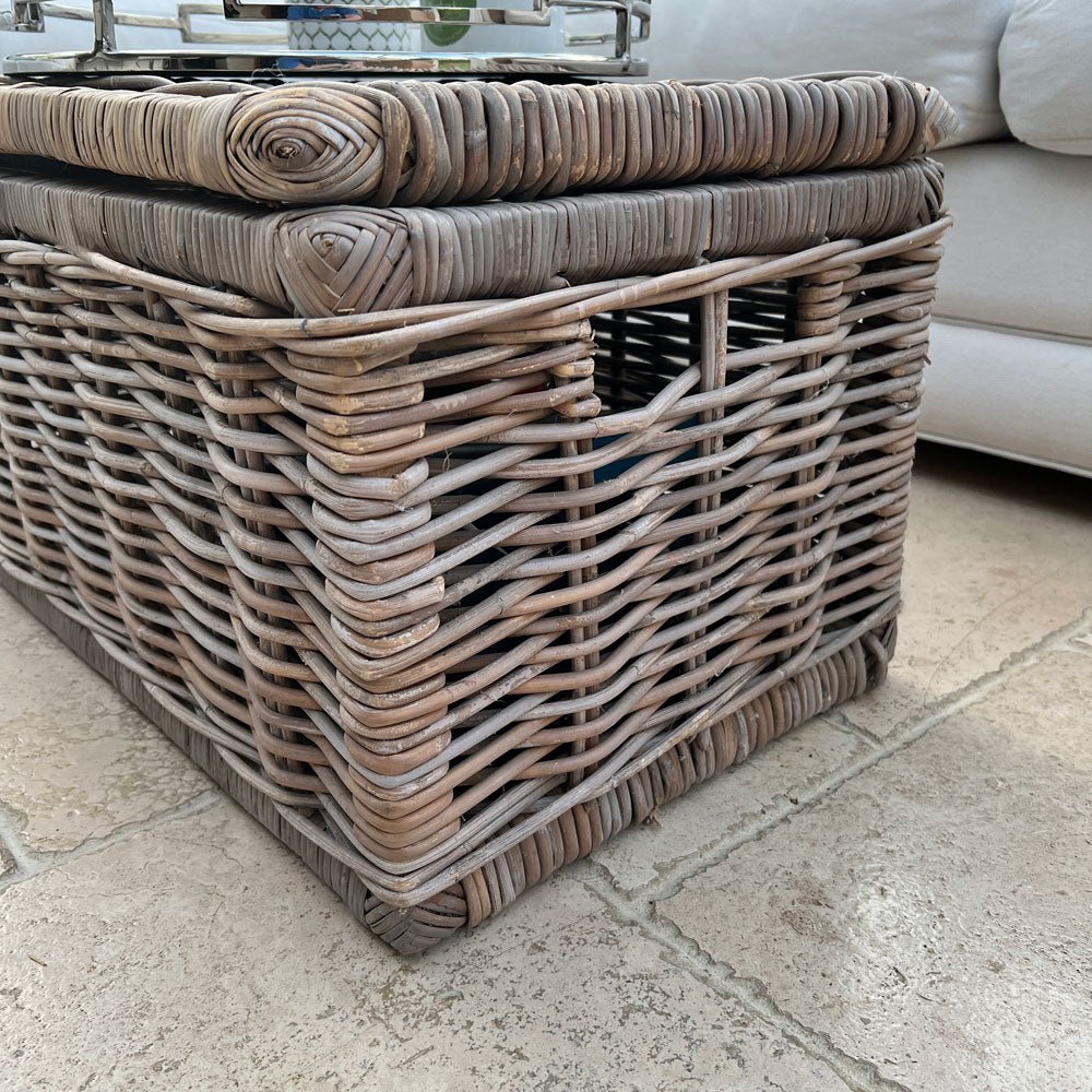 Small Grey Rectangle Wicker Storage Chest With Lid - Duck Barn Interiors